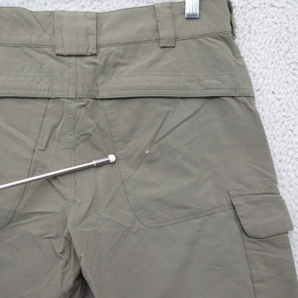 Eastern Mountain Sports Shorts Mens 30 Green Pockets Outdoors Nature - Picture 6 of 9
